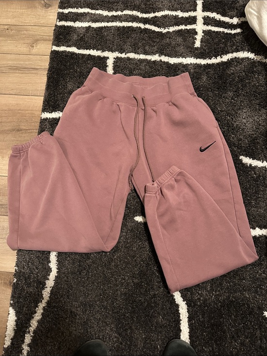 Nike Pants - Nike Women's Mauve Pink Fleece Joggers with Black Swoosh in